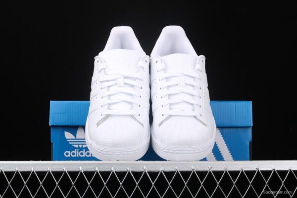 Adidas Superstar B27136 shell head casual board shoes - Image 3