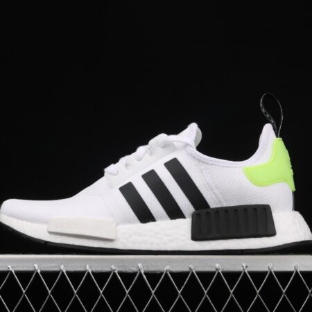 Adidas NMD R1 Boost FW2699's new really hot casual running shoes