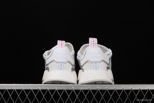 Adidas NMD R1 Boost FV1797's new really hot casual running shoes - Image 11