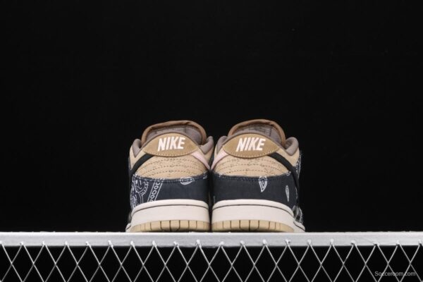 Travis Scott × SB DUNK joint name board shoes cashew fruit CT5053-001 - Image 16