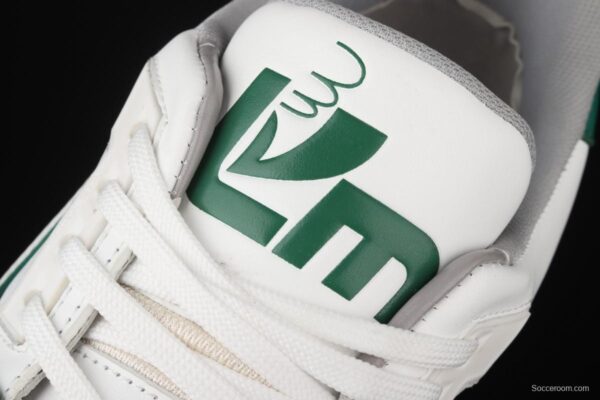 Authentic LV 2021ss early spring fashion catwalk sneakers 400N GREEN - Image 9