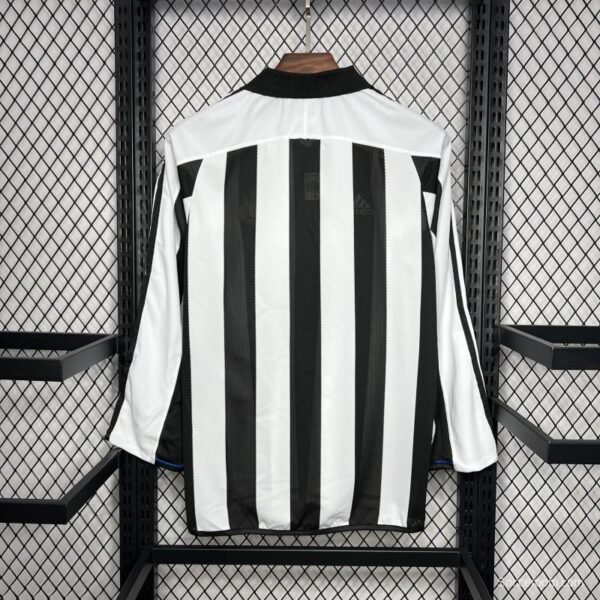 Retro 03/05 Newcastle United Home Long Sleeve Jersey - Image 7