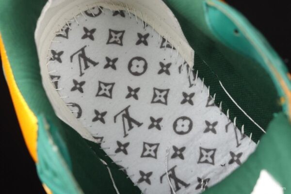 Authentic LV 2021ss early spring fashion catwalk sneakers 390N GREEEN YELLOW - Image 5