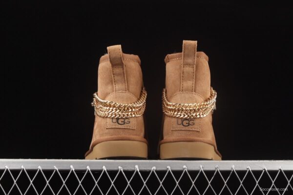 UGG Mini Bailey Button II outdoor snow boots in metal chain 1123668 - Image 10
