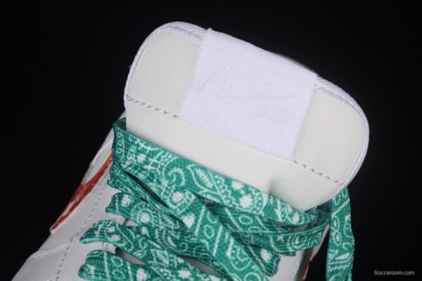 NIKE Air Force 11607 Low Christmas themed low-top casual board shoes CW2288-111, - Image 8