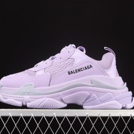 Balenciaga Triple S vintage daddy shoes W2FW15410