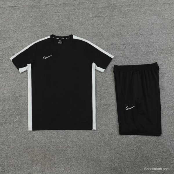 24/25 Nike Black Short Sleeve Jersey+Shorts - Image 10