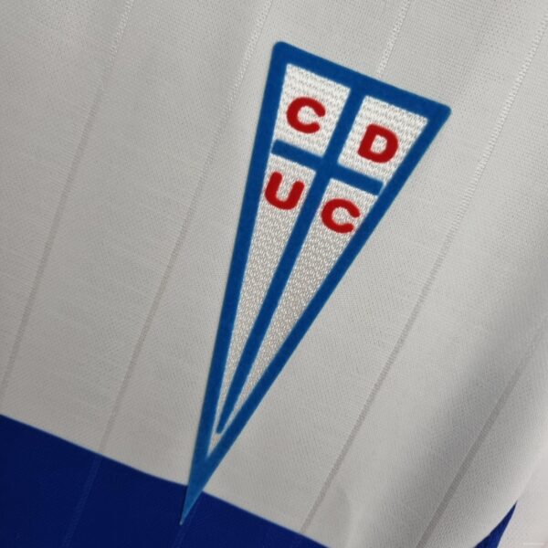 Retro 2009 Club Deportivo Universidad Católica home Soccer Jersey - Image 8