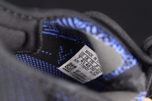 Adidas Yeezy 350 Boost V2 GY7164 Darth Coconut 350 second generation black and blue color - Image 5