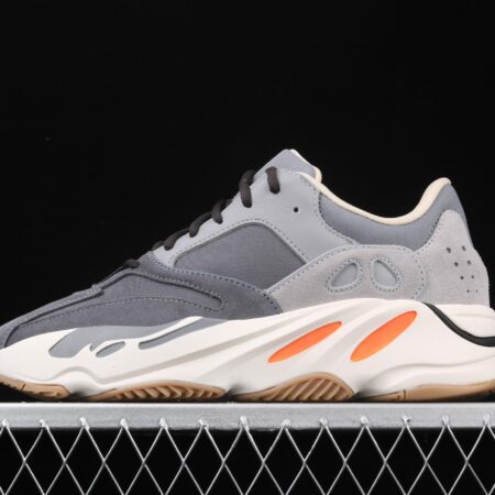 Adidas Yeezy Boost 700 Magnet FV9922 coconut 700 gray magnetic running shoes