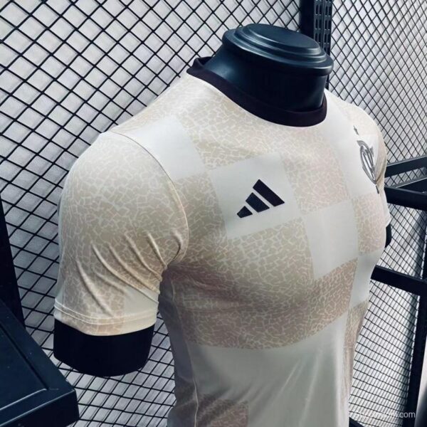 Player Version 24/25 Flamengo Pre-Match White Training Jersey - Image 5