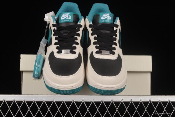 NIKE Air Force 1'07 Low black, white and green low-top casual sneakers BS8872-023 - Image 12