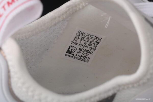 Adidas NMD R1 Boost FV1797's new really hot casual running shoes - Image 4