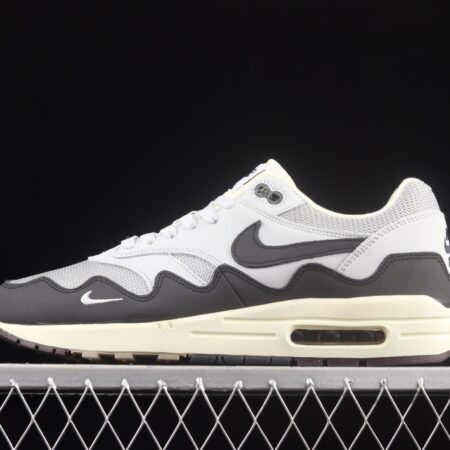 Patta x Nike Air Max 1 joint style suede spliced half-palm air cushion vintage running shoes DH1348-002