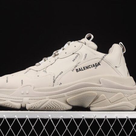 Balenciaga Triple S vintage daddy shoes W2FA19710