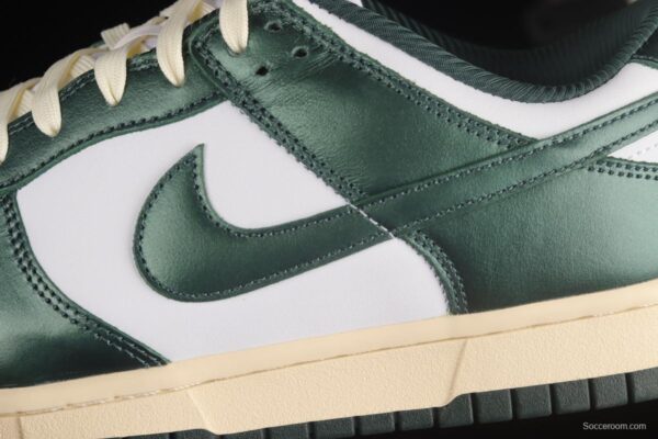 NIKE SB DUNK Low Vintage Green Navy Green Distressed SB Buckle Backboard Fashion Casual Sneakers DQ8580-100 - Image 8