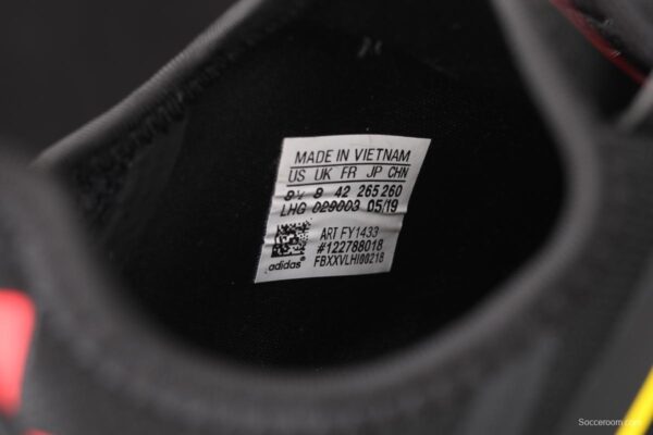 Adidas NMD R1 Boost FY1433's new really hot casual running shoes - Image 4