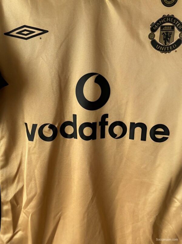 Retro 01/02 Manchester United Third Centenary Reversible Jersey - Image 6