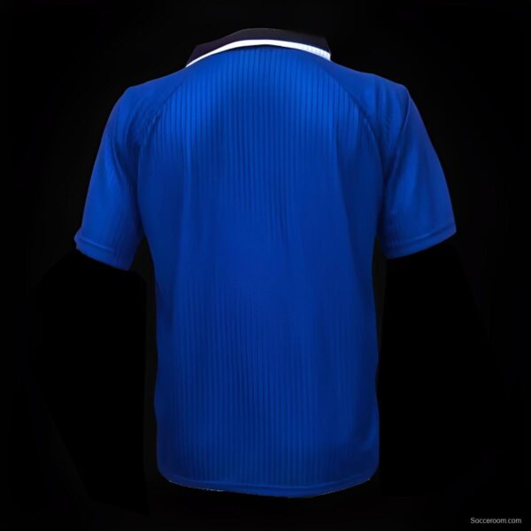 Retro 96/97 Manchester United Away Blue Jersey - Image 2