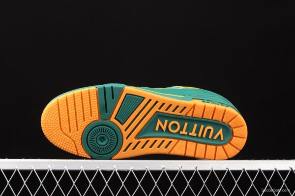 Authentic LV 2021ss early spring fashion catwalk sneakers 390N GREEEN YELLOW - Image 15