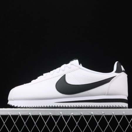 NIKE Roshe QS evergreen classic white and black leather soft foam shoes 807471-101