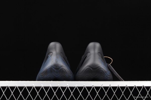 Adidas Yeezy Foam Runner Ararat GV7903 integrated injection molding coconut hole shoes all black - Image 9