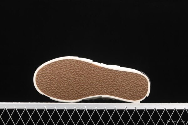 IMPACT x VESSEL G.O.P. LOW deconstructs overlapping thick-bottomed cork low-side heightened canvas vulcanized semi-tow - Image 8