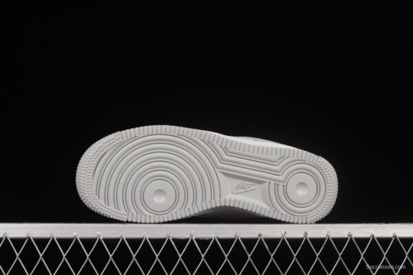 NIKE Air Force 1'07 low-top sneakers AA1726-201 - Image 14