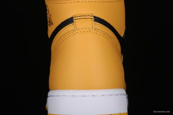 Air Jordan 1 High OG Pollen black and yellow 555088-701 - Image 6