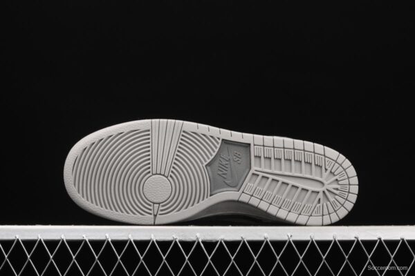 NIKE SB DUNK Low Pro skateboard shoes 854866-016 - Image 15