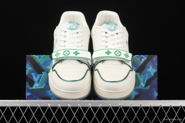 Authentic LV 2021ss early spring fashion catwalk sneakers 410N White Green - Image 12