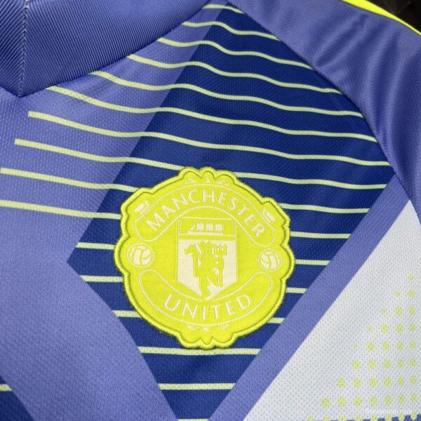 24/25 Manchester United Home Purple Goalkeeper Jersey - Image 5