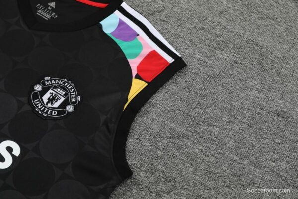 24/25 Manchester United Black Vest Jeresy+Shorts - Image 7
