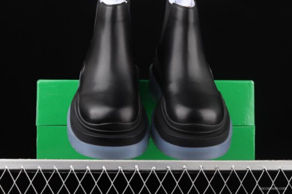 Casual leather boots in Bottega Veneta - Image 9
