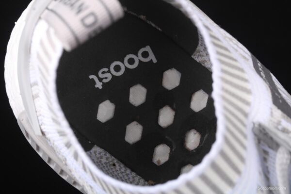 Adidas NMD R1 competes for Boost BY9865 Leisure running shoes - Image 3