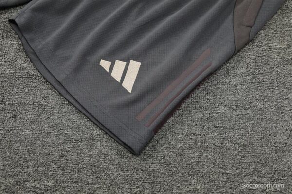 24/25 Real Madrid Pink Short Sleeve Jersey+Shorts - Image 4