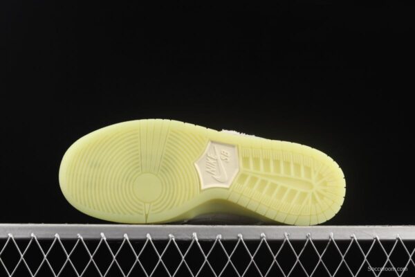 NIKE SB DUNK Low Mummy mummy noctilucent SB buckle rebound fashion casual board shoes DM0774-111, - Image 13