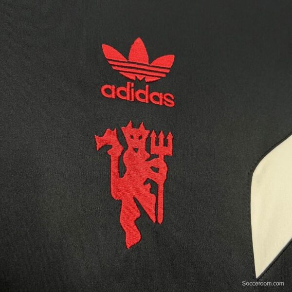 24/25 Manchester United Adidas Originals Black Training Jersey - Image 5
