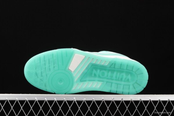 Authentic LV 2021ss early spring fashion catwalk sneakers 400N Light Green - Image 14