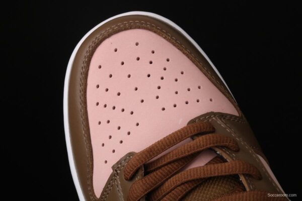 Stussy x SB DUNK Low Pro Cherry cherry pink brown skateboard shoes with low uppers 304292-671 - Image 9