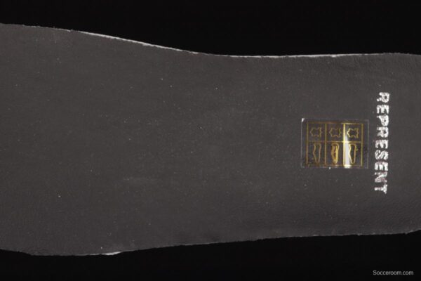 Represent Reptor Low Pharaoh's same series board shoes are black - Image 3