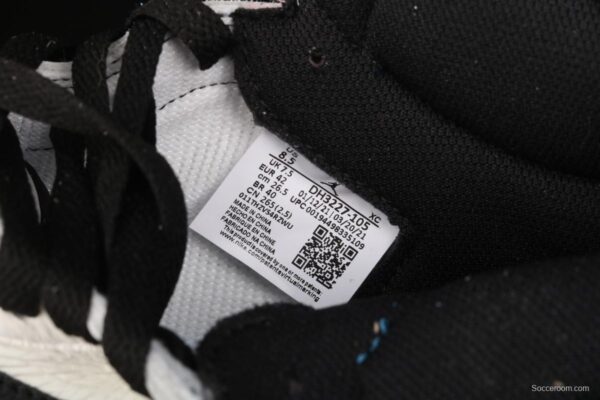 Travis Scott x Air Jordan 1 High OG Lightning inverted tick DH3227-105 - Image 5