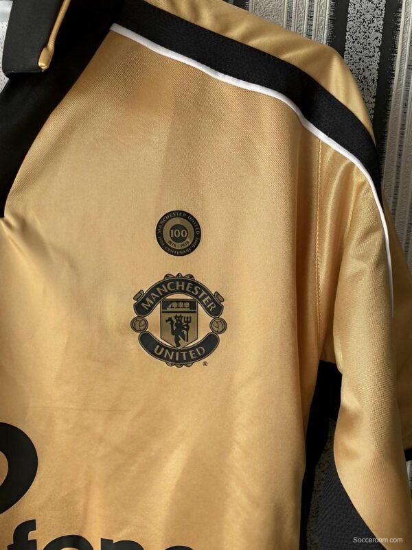 Retro 01/02 Manchester United Third Centenary Reversible Jersey - Image 7