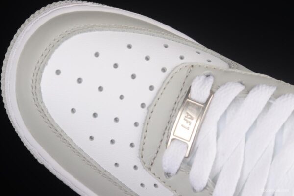 NIKE Air Force 1'07 low-top sneakers AA1726-201 - Image 9