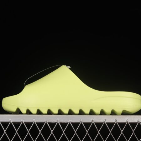 Kanye West x Yeezy Slide Resin GX6138 Fluorescent Green