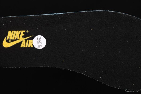 Air Jordan 1 High OG Pollen black and yellow 555088-701 - Image 3