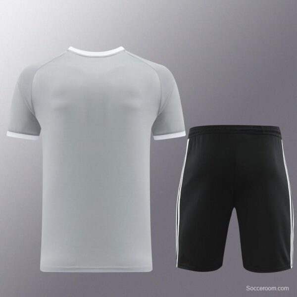24/25 Adidas Original Green Short Sleeve Jersey+Shorts - Image 12