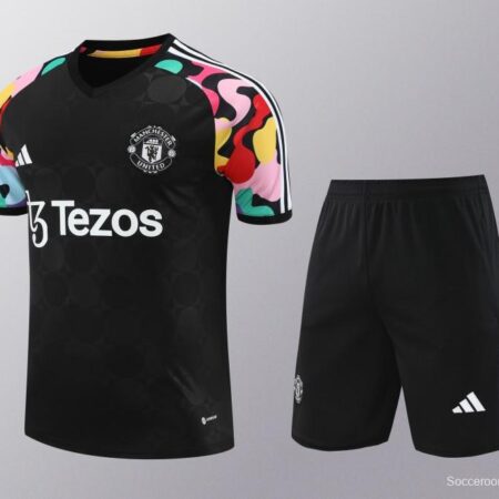 24/25 Manchester United Black Short Sleeve Jeresy+Shorts