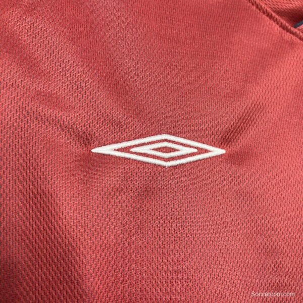 Retro 2002 England Away Jersey - Image 5
