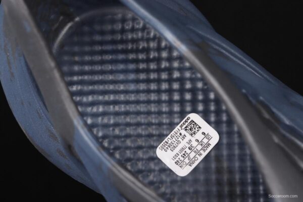 Adidas Yeezy Foam Runner Ararat GV7903 integrated injection molding coconut hole shoes all black - Image 3